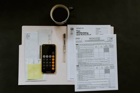 拉薩的企業(yè)，選擇代理記賬和自己請(qǐng)專職會(huì)計(jì)記賬哪個(gè)更劃算？